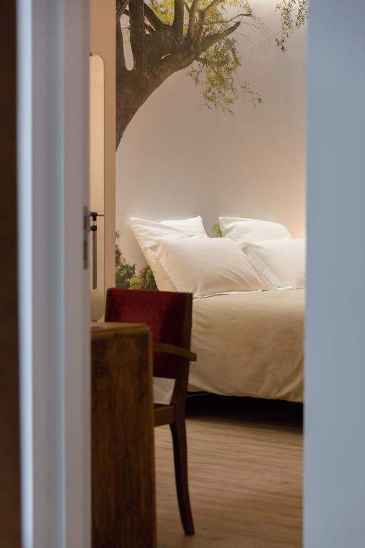 Hotel Spa Le Miel Des Muses Brive-la-Gaillarde Bagian luar foto